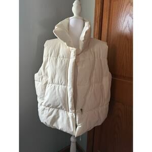 Puffer Vest White - Size Large